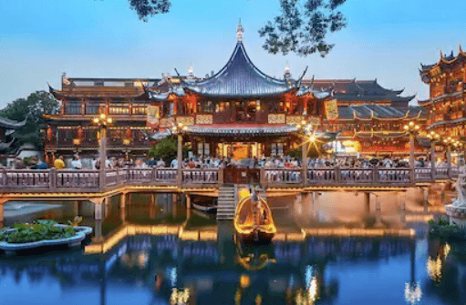 Top 3 Impressive Shanghai Travel Attractions For First-Time Visitors